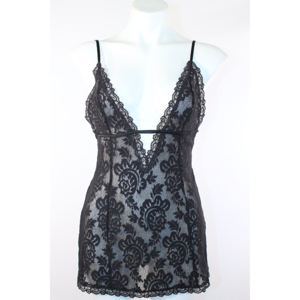 Victoria's Secret Lingerie - Medium